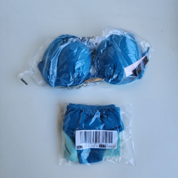NWT Victoria’s Secret Bombshell Add 2 Cups Push up Swim Set Turquoise 32AA / XS - Picture 2 of 9